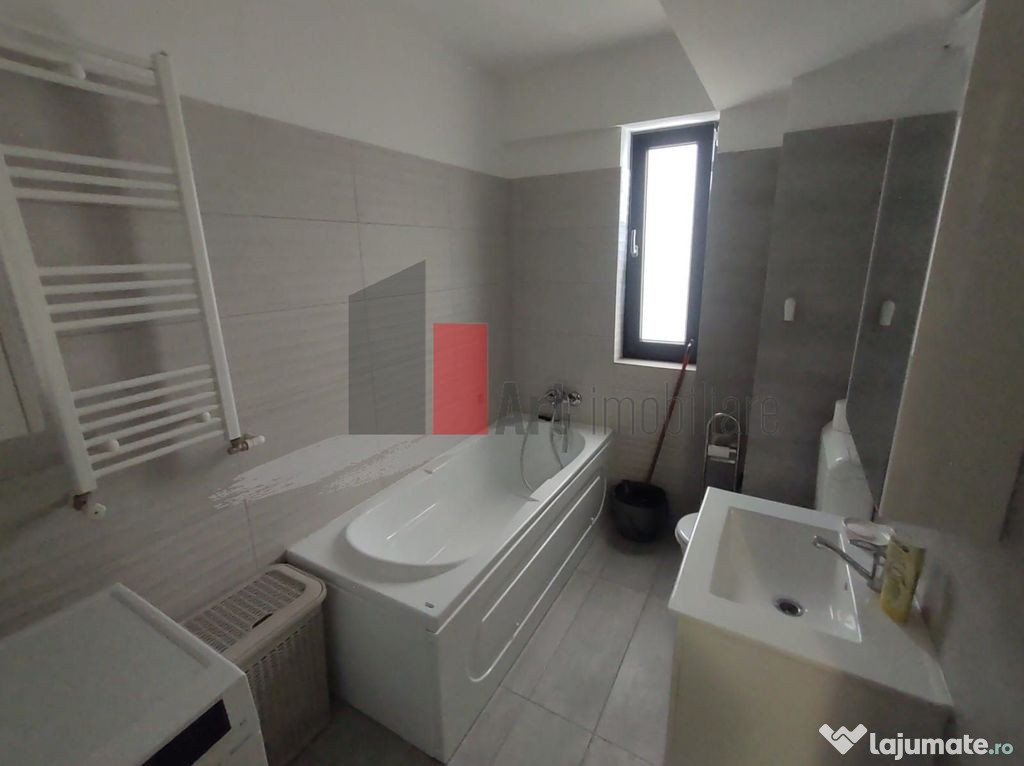 Vânzare apartament 2 camere cu centrală bloc nou Bd. Ob...