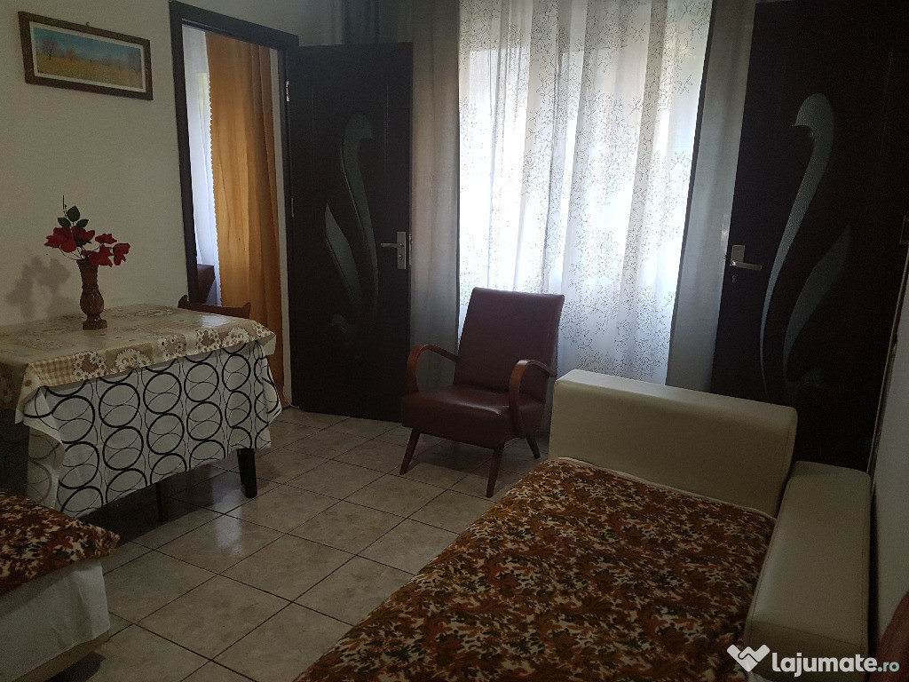 Apartament doua camere mobilat, la parter, Tic Tac, langa Universitate