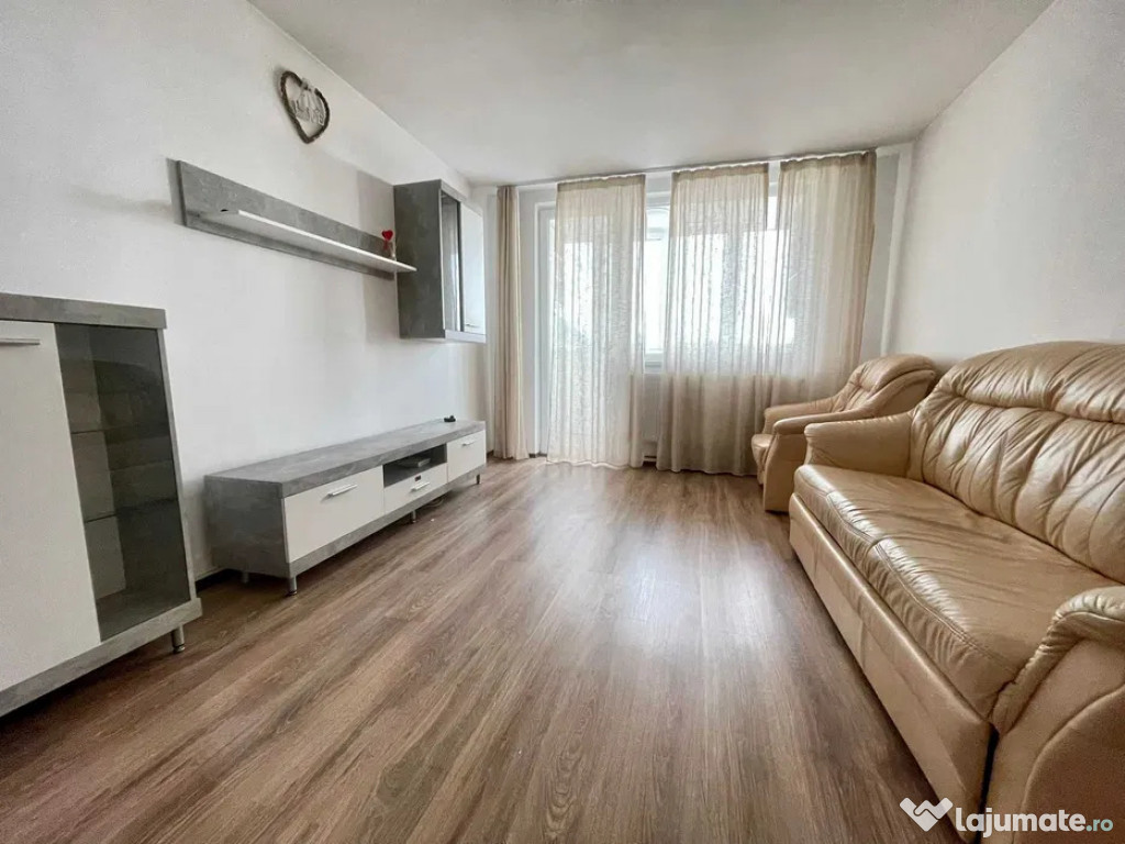 Apartament 2 camere, decomandate, zona ITC.