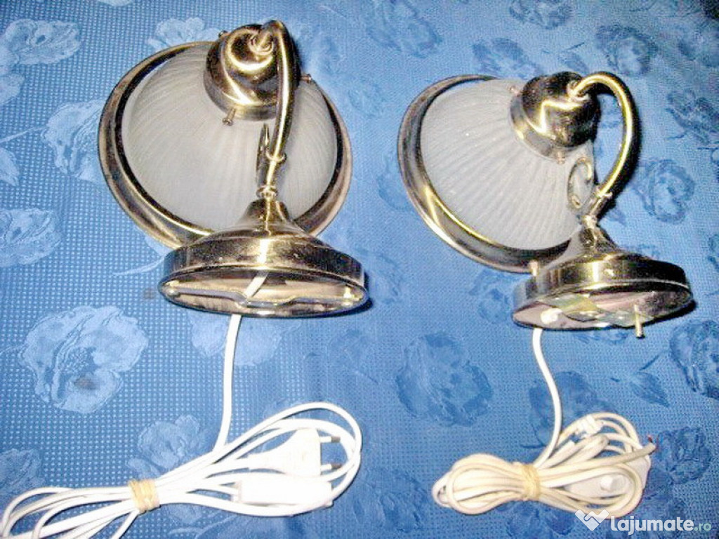 394A-Veioze aplice electrice pereche model clasic metal argintat.
