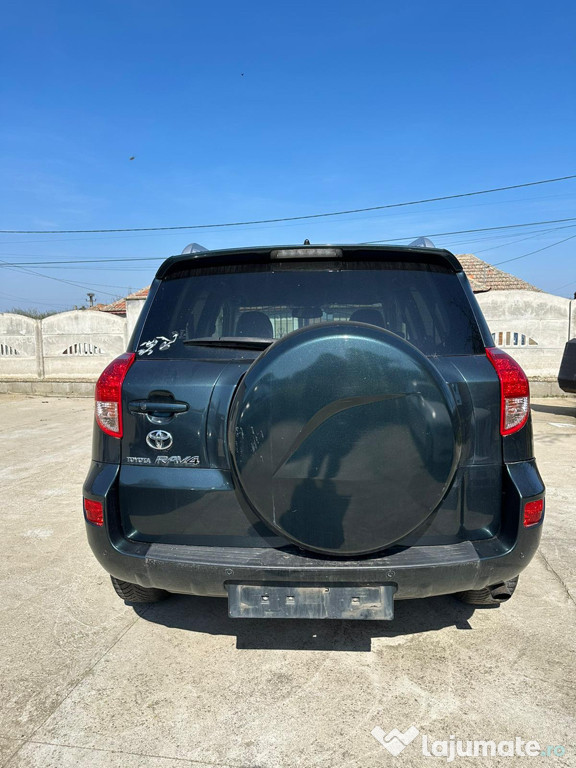 Toyota Rav4 2.2diesel 177 cai.
