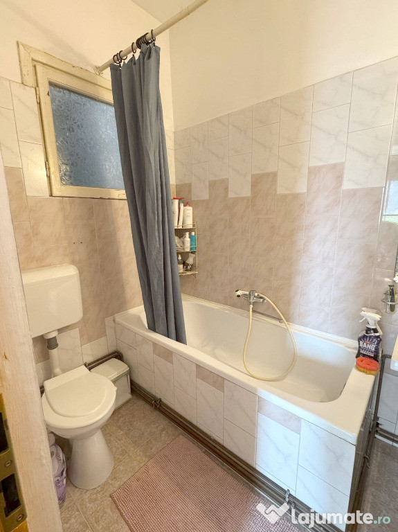 Vanzare 4 camere - Armeneasca - Str Sperantei