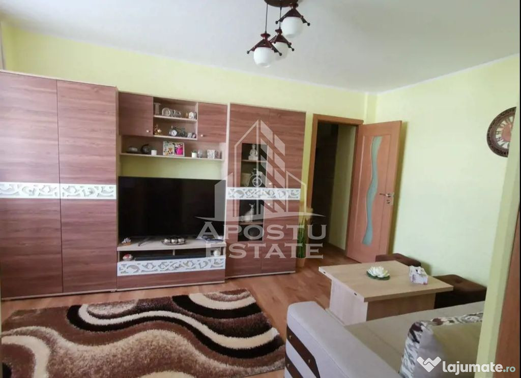 Apartament 2 camere, etaj 2, centrala, zona Tipografilor