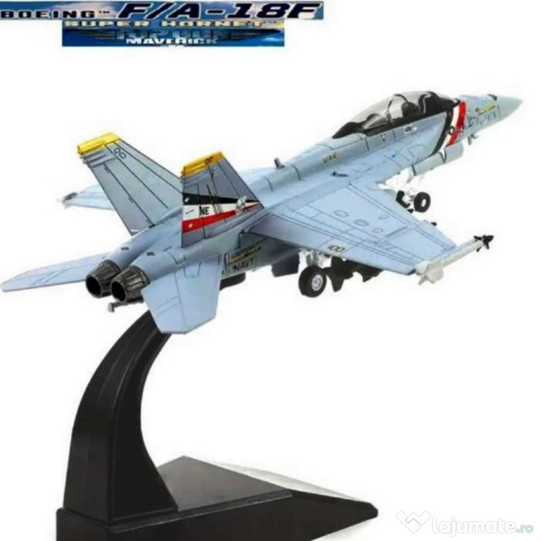 Macheta avion metalica F/A-18F VF2 Hornet Maverick Bounty Hunter 1:100