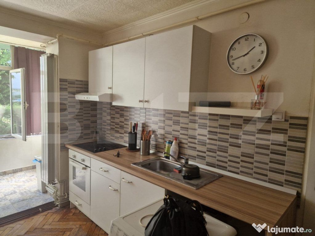 Apartament 2 camere , semidecomandat, 60 mpu