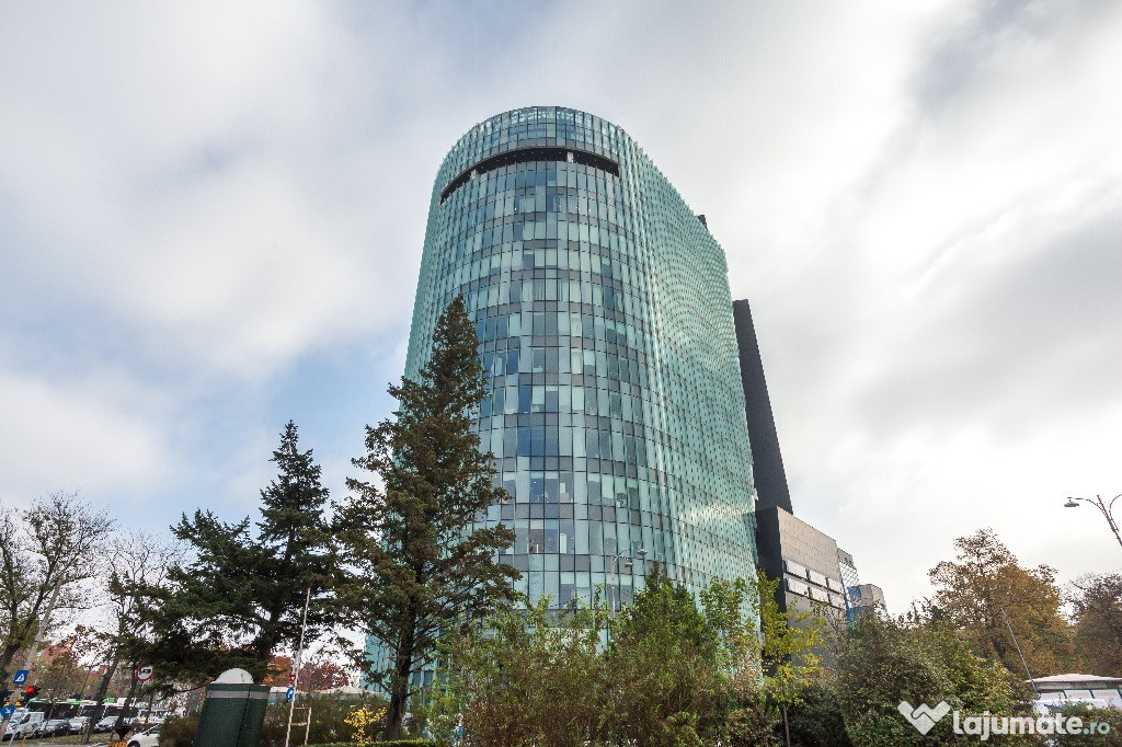 Spațiu de birou privat pentru 1 persoană în Regus Charles de Gaulle