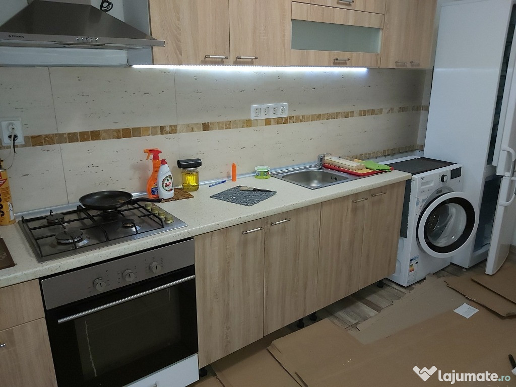 Apartament spatios 3 camere Bragradiru