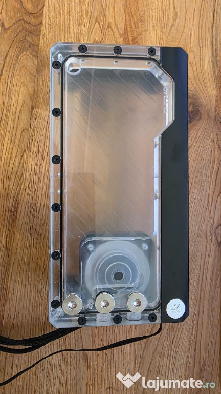 Combo Pompă-Rezervor EK-Quantum Kinetic FLT 240 D5 PWM D-RGB