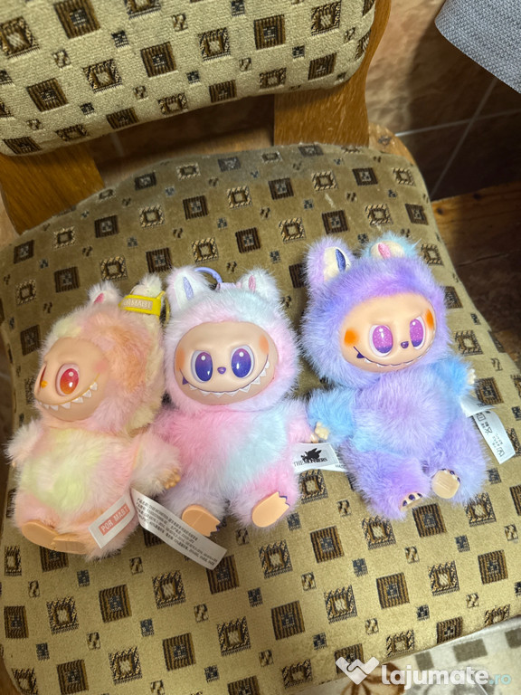 Papusi labubu diverse culori