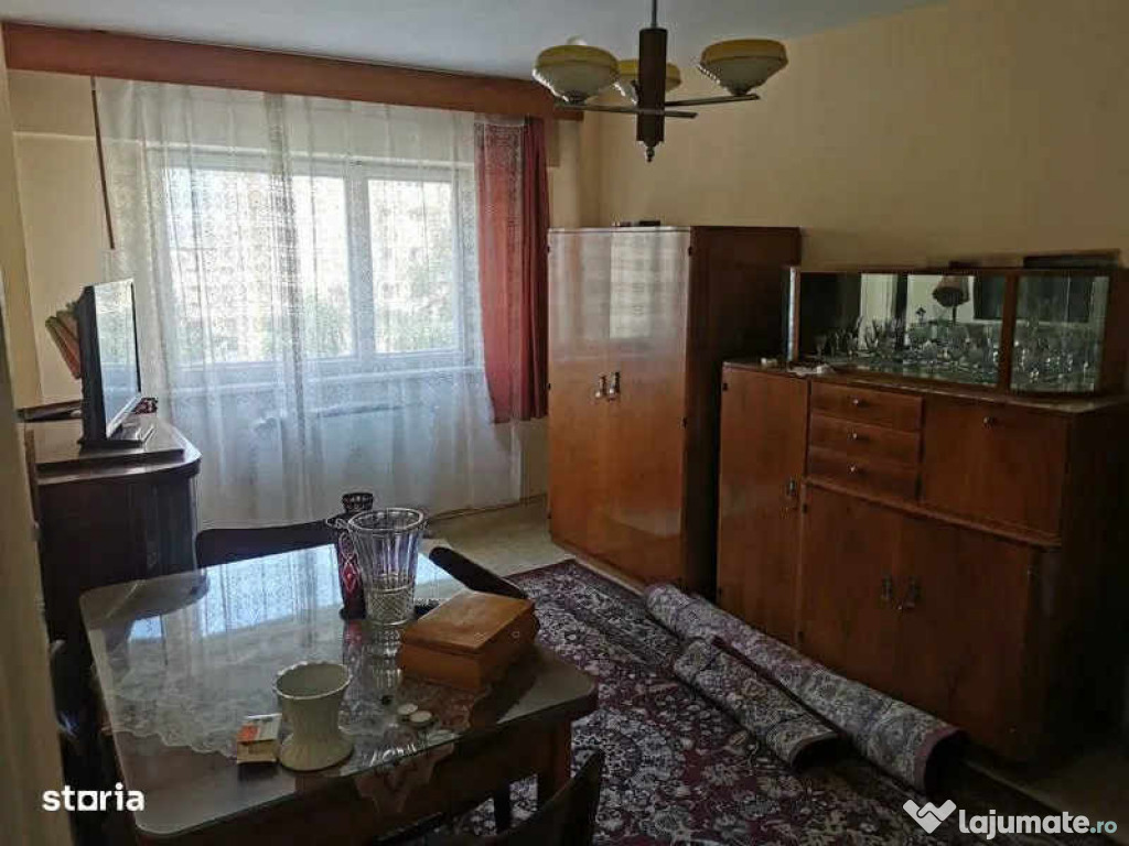 Apartament 2 camere, decomandat - zona Grivitei