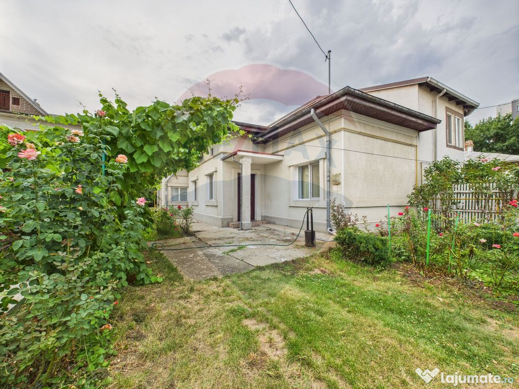 Casă cu teren 480 m de vanzare