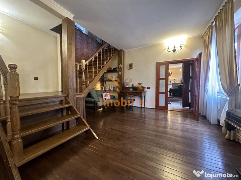 CASA 4 CAMERE | ULTRACENTRALA CU CURTE PRIVATA | ORADEA