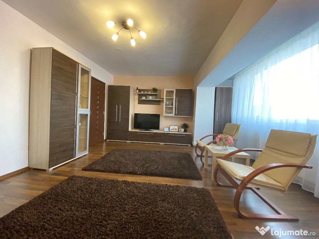 Apartament 3 cam.de închiriat