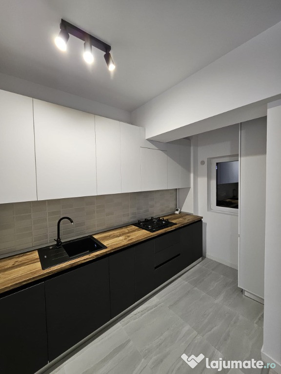 Persoana Fizica - Inchiriez apartament cu doua camere
