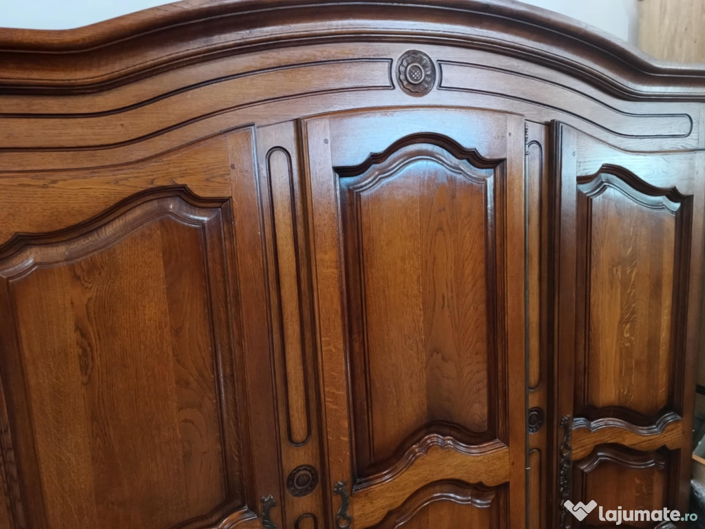 Dulap în 3 uși model deosebit recent adus din Franța
