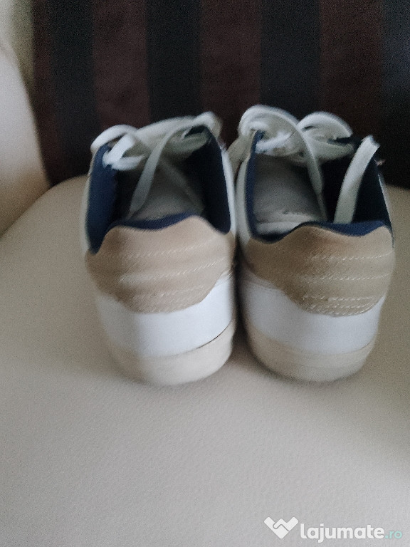 Adidași LACOSTE stare buna fara uzura evidenta