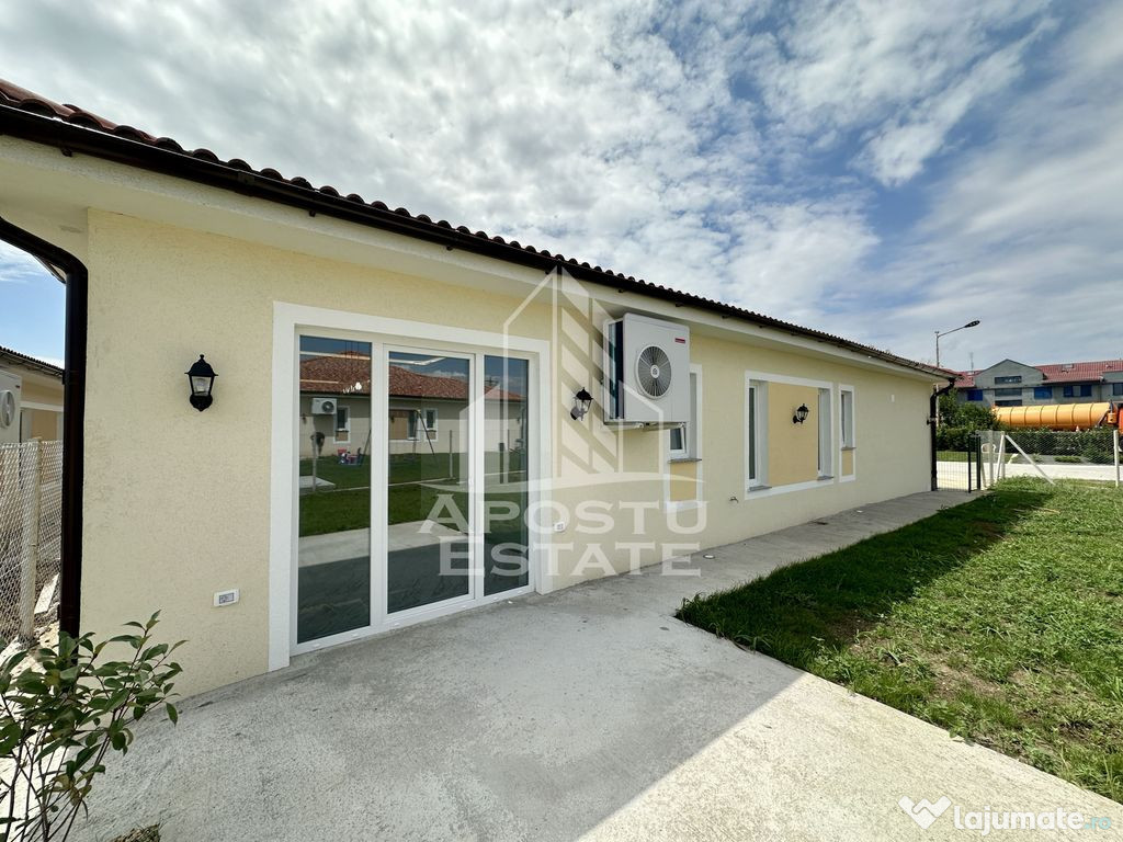 Jumatate de duplex cu 4 camere, in apropiere de Sanandrei