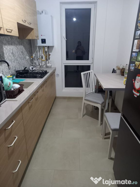 Apartament 3 Camere Decomandat Brancoveanu