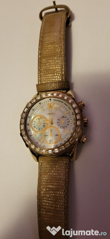Ceas dama GUESS.