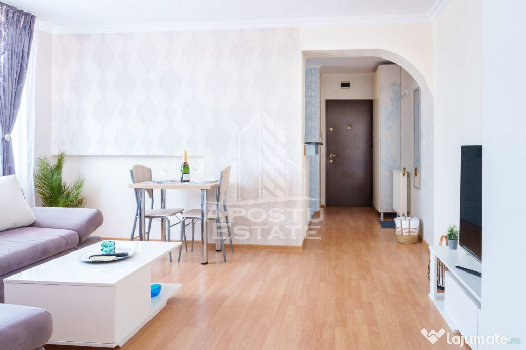 Apartament 2 camere, ultracentral, loc de parcare