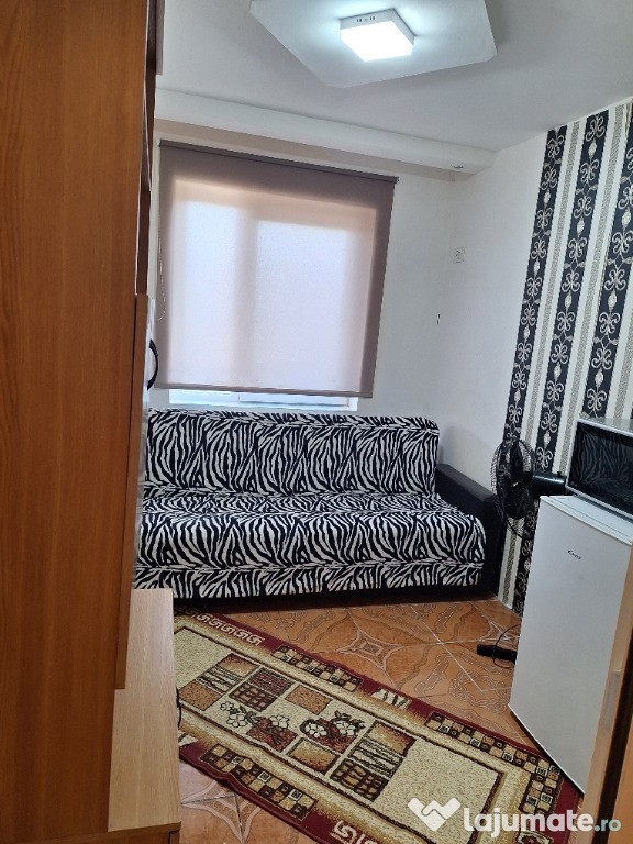Inchiriez garsonieră Vest