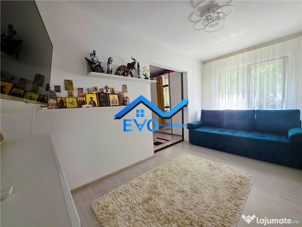 Apartament cu 2 camere , Semidecomandat , Etajul 1 , zona Ca