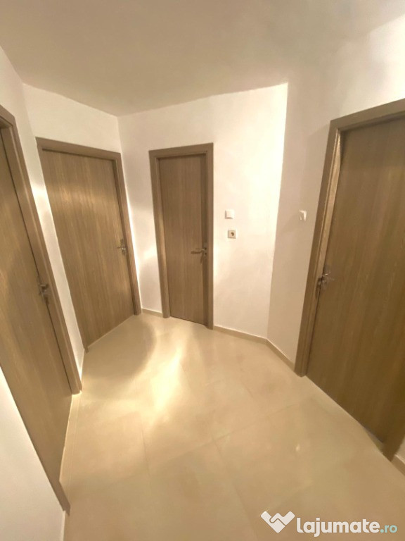 Dau in chirie APARTAMENT cu 2 CAMERE-St. cel Mare-PROPRIETAR
