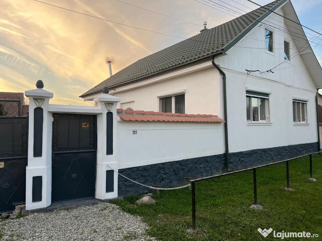 Casă cu teren în Porumbacu de Sus
