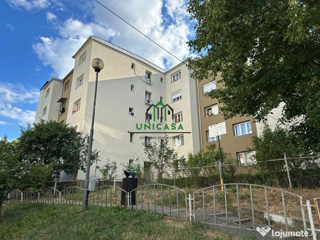Apartament 3 camere - Zona Petrisor