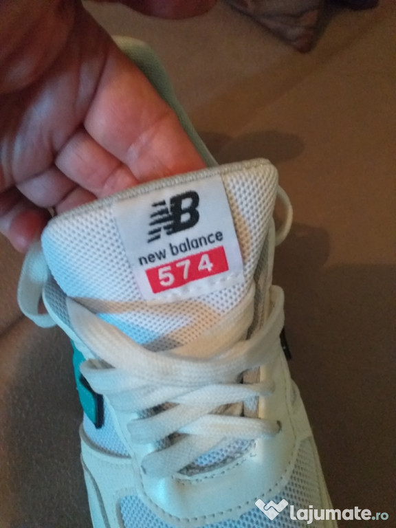 Vind adidasi New Balance marimea 41