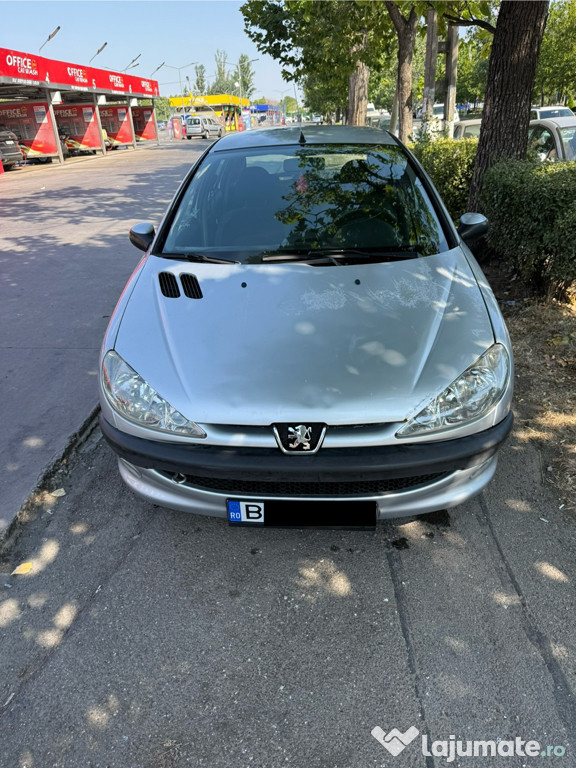 Vând Peugeot 206 1.4HDI
