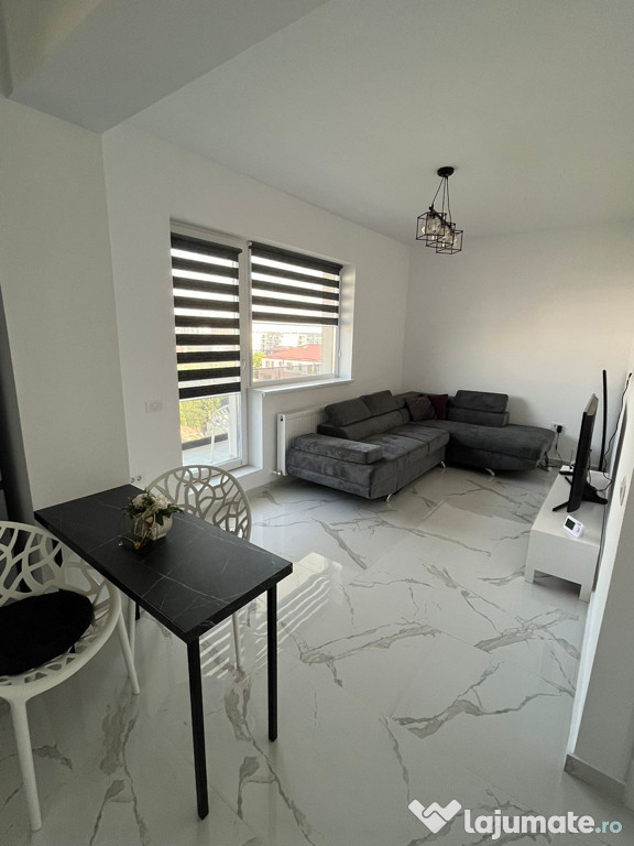 Proprietar inchiriez ap.2 camere