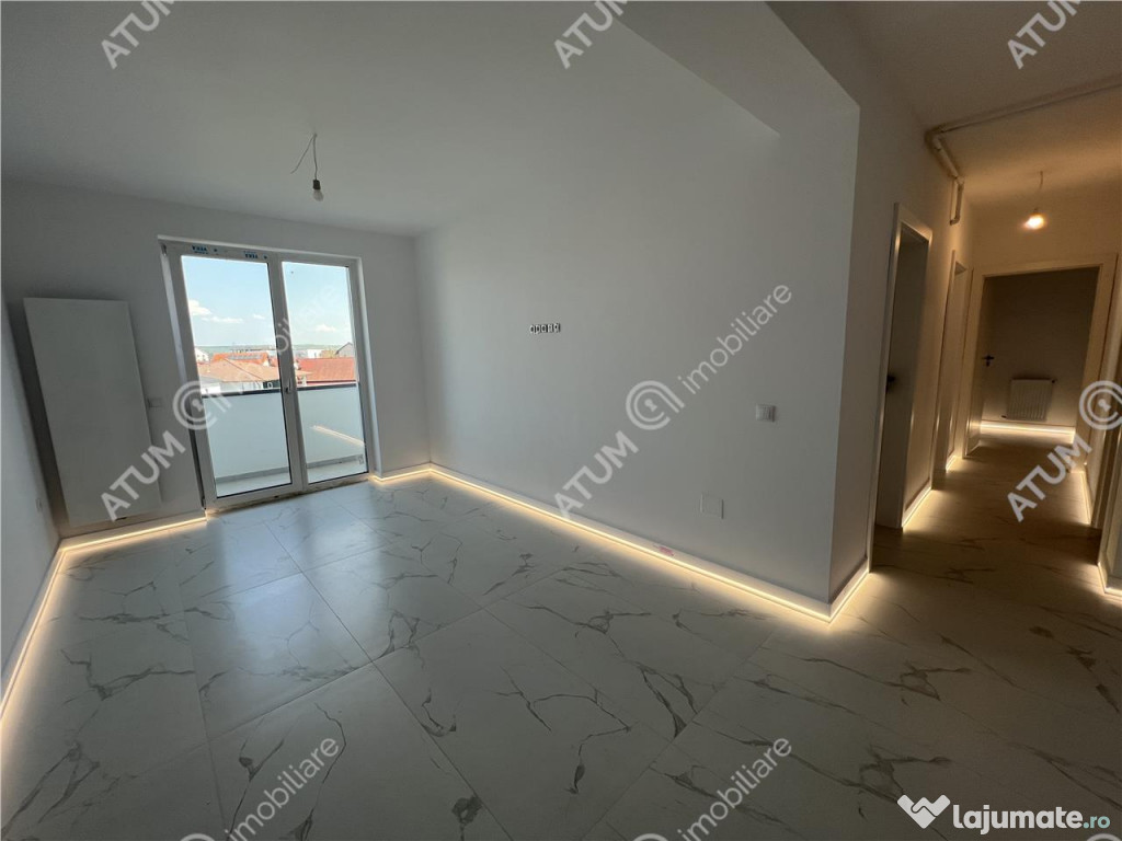 Apartament cu 3 camere 2 bai la etajul 2 zona Shopping City