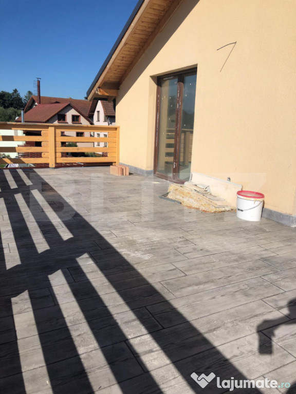 Casă modernă, 3 dormitoare, 118 mp utili, teren 750 mp –