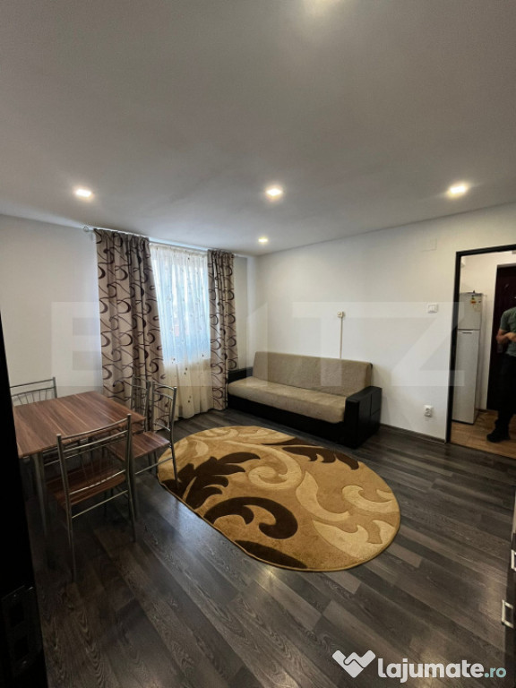 Apartament cu 2 camere, 32 mp, disponibil imediat, zona Dece