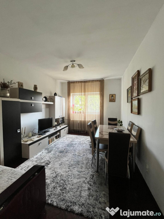 Apartament 3 camere, 60 mp, Radauti ( zona Spital)