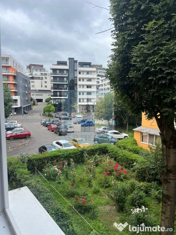 De inchiriat apartament 2 camere/ zona Onix