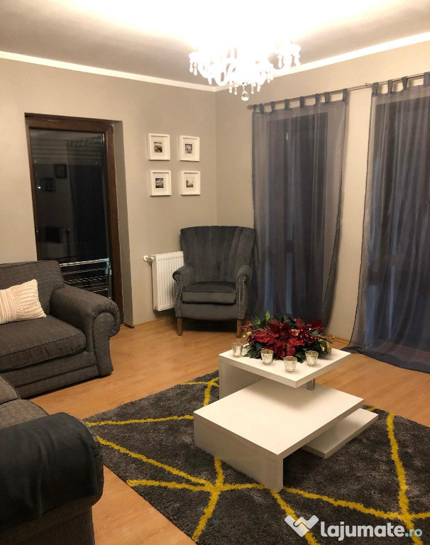 Apartament 3 camere, decomandat - zona Tractorul