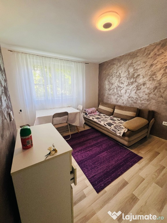 Apartament 2 camere, zona Decebal