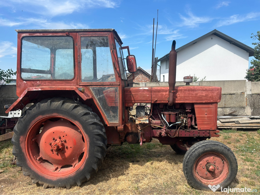 Tractor universal U650