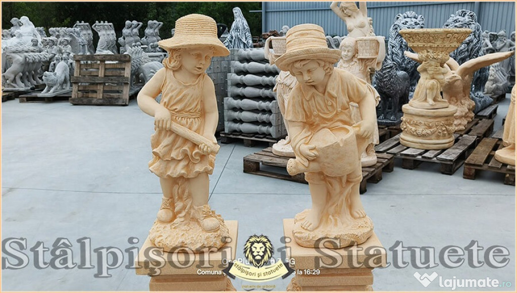 Set doi grădinari cu socluri, galben patinat, model S92-S27.