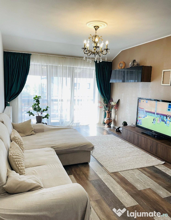 Apartament 3 camere, decomandat - zona Sanpetru