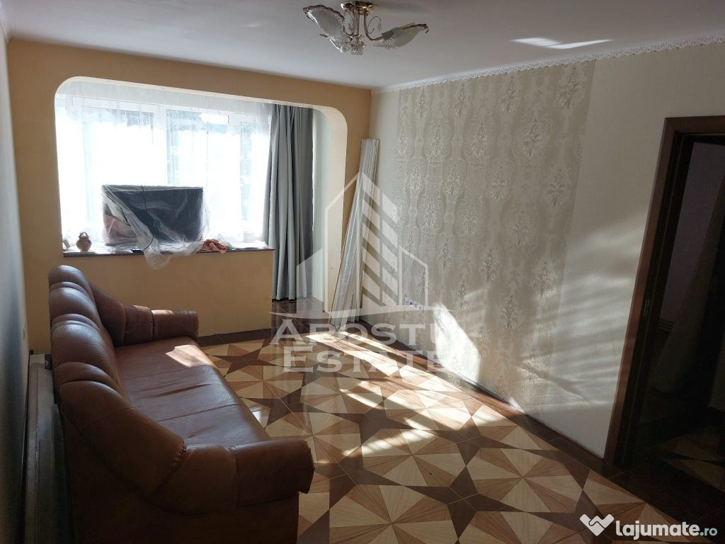 Apartament cu 2 camere, decomandat, etajul 1, centrala pr...