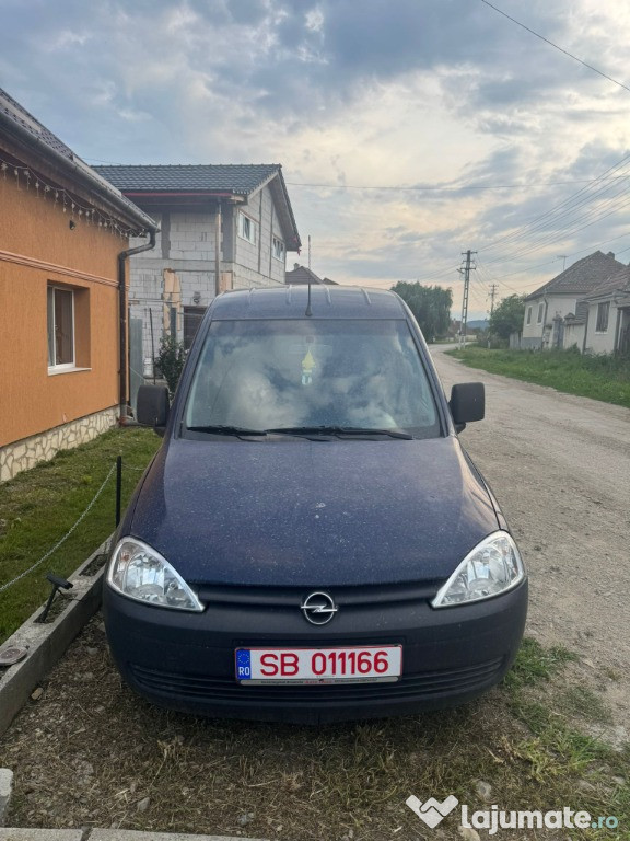 Opel Combo C-Van 1.3 CDTI – stare bună