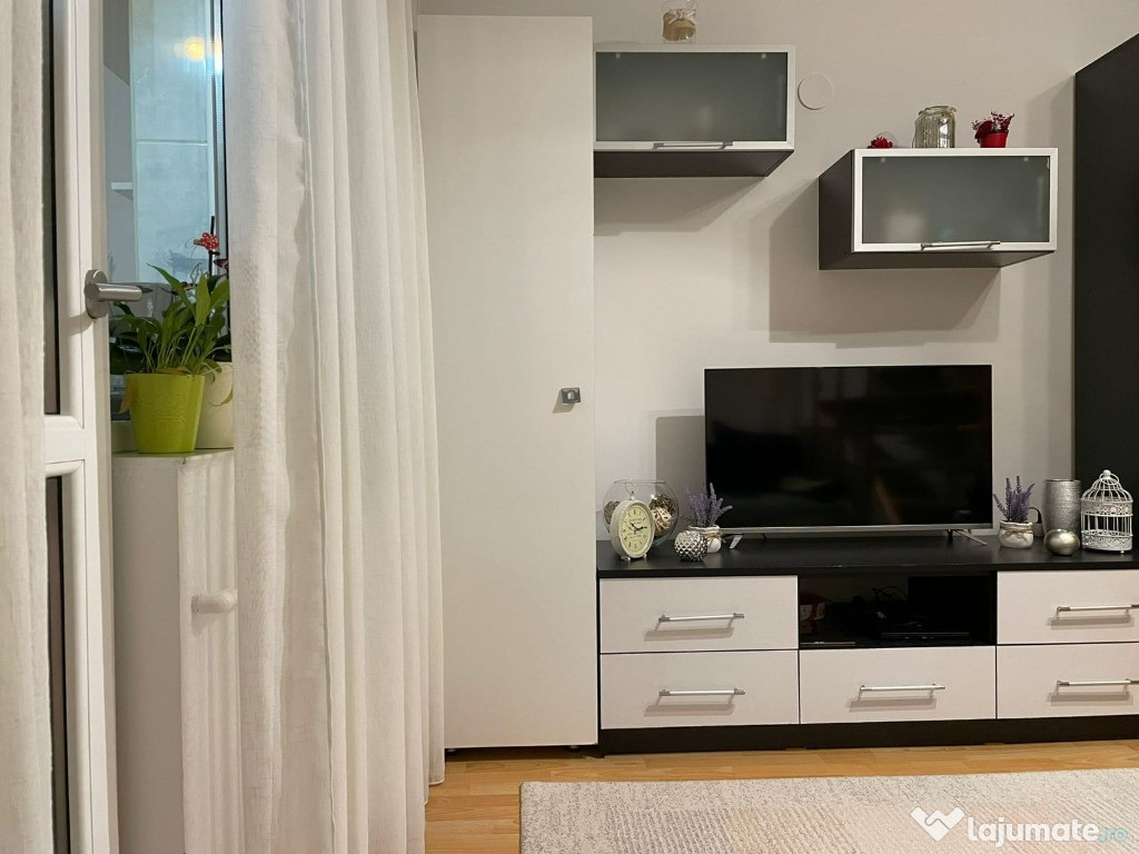 Apartament 2 camere,tip Duplex, Aparatori Patriei, la 5 minute de Metr