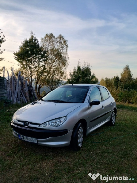 Peugeot 206 2008 1.4 149700km baterie noua 2025, cauciucuri noi