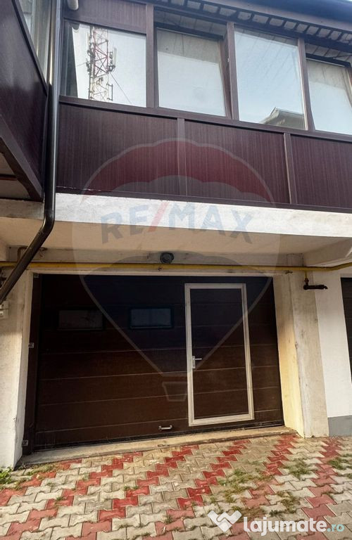 Apartament cu 2 camere de vânzare în zona Zamca