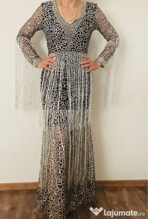 Rochie de seară neagră cu sclipici