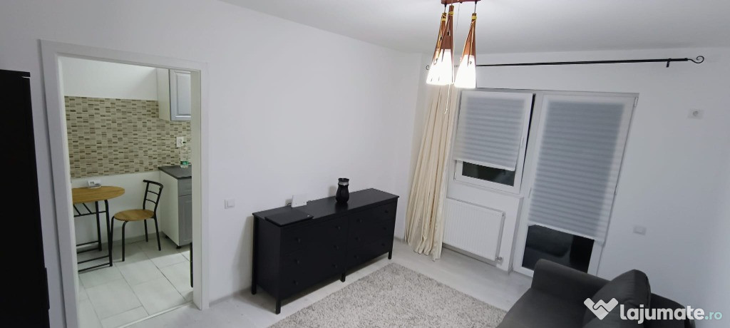 Inchiriez garsoniera etaj 4/5, in bloc construit in 2020