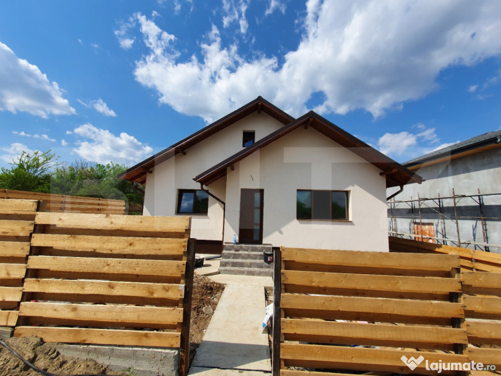 Casa P+M,100 MP,Hlincea,Teren 310 MP.